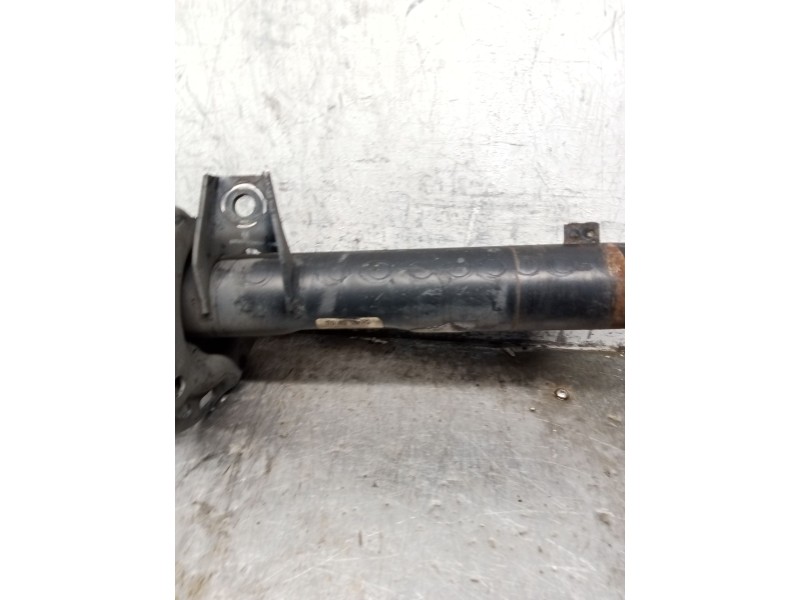 Recambio de amortiguador delantero derecho para seat leon (1p1) 2.0 tdi 16v referencia OEM IAM 1T413031FG 824904001297 