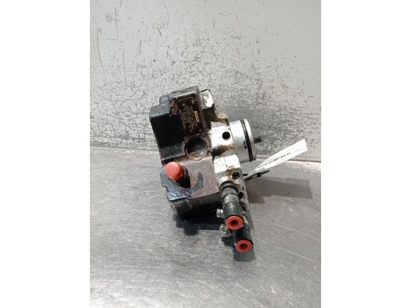 Recambio de bomba inyeccion para mercedes-benz clase e (w211) e 270 cdi (211.016) referencia OEM IAM A6110701401 0445010048 BOSC
