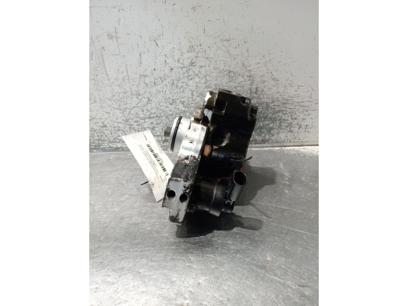 Recambio de bomba inyeccion para mercedes-benz clase e (w211) e 270 cdi (211.016) referencia OEM IAM A6110701401 0445010048 BOSC