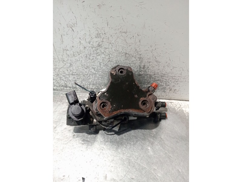 Recambio de bomba inyeccion para mercedes-benz clase e (w211) e 270 cdi (211.016) referencia OEM IAM A6110701401 0445010048 BOSC