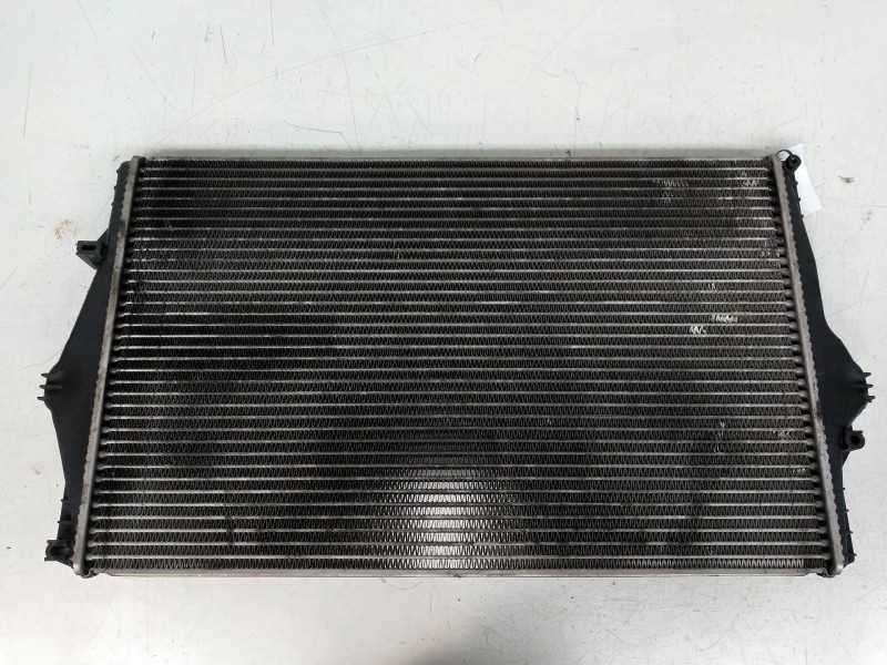 Recambio de radiador agua para volvo v70 familiar 2.5 turbodiesel referencia OEM IAM 9161207A  