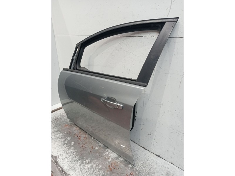 Recambio de puerta delantera izquierda para opel astra j sedán 1.6 cdti (69) referencia OEM IAM   