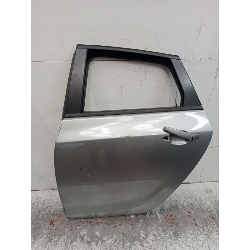 Recambio de puerta trasera izquierda para opel astra j sedán 1.6 cdti (69) referencia OEM IAM   