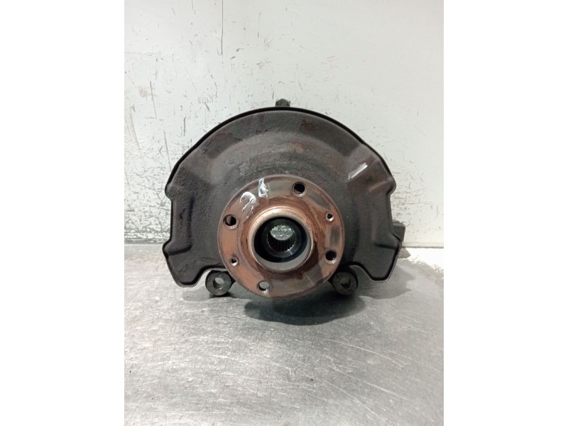 Recambio de mangueta delantera derecha para suzuki swift iii (mz, ez) 1.3 (rs 413) referencia OEM IAM   