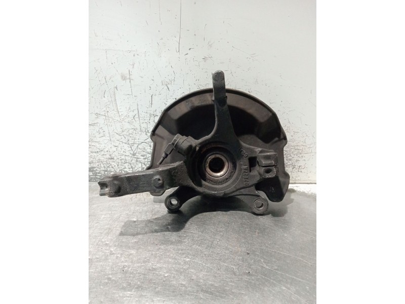 Recambio de mangueta delantera derecha para suzuki swift iii (mz, ez) 1.3 (rs 413) referencia OEM IAM   