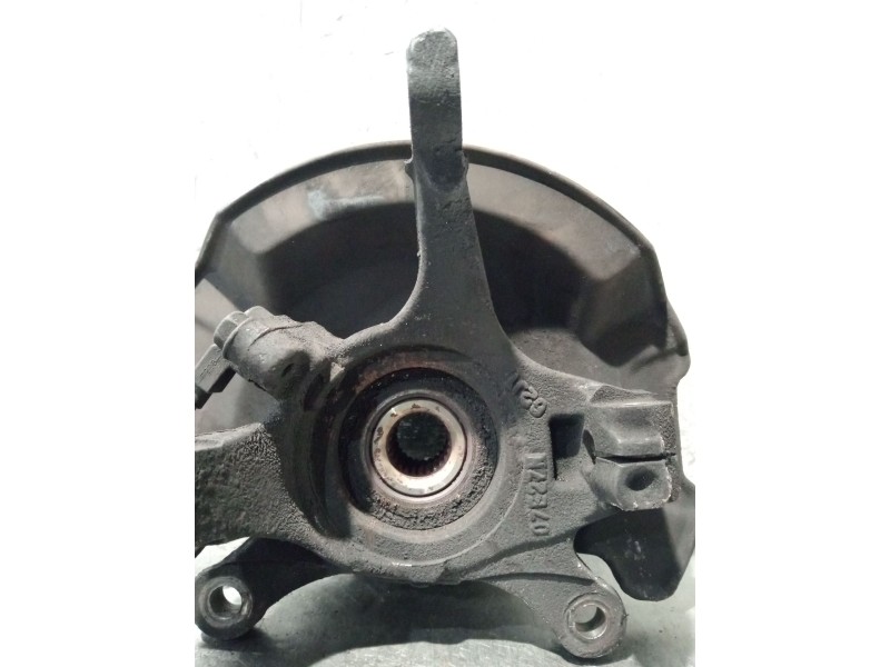 Recambio de mangueta delantera derecha para suzuki swift iii (mz, ez) 1.3 (rs 413) referencia OEM IAM   