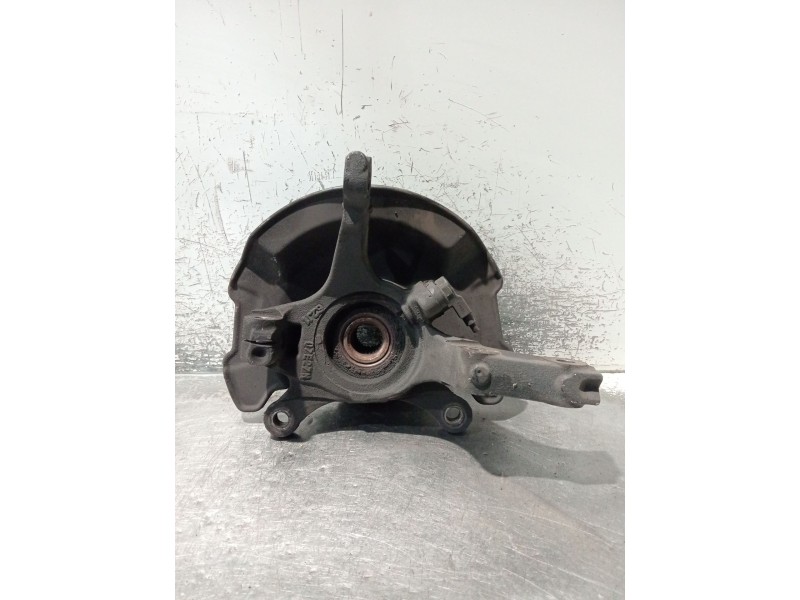 Recambio de mangueta delantera izquierda para suzuki swift iii (mz, ez) 1.3 (rs 413) referencia OEM IAM   