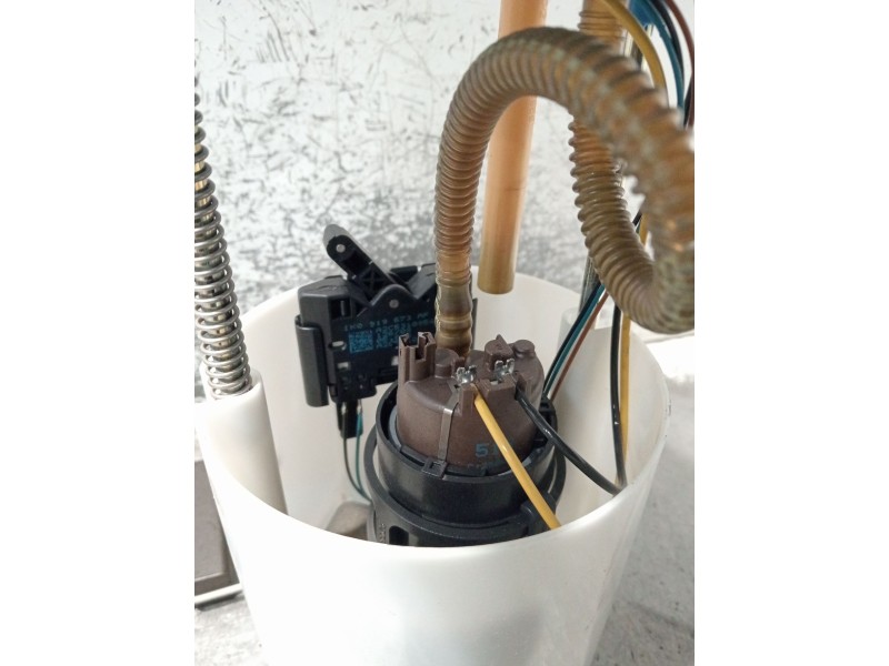 Recambio de bomba combustible para volkswagen golf v berlina (1k1) gt sport referencia OEM IAM 1K0919051 A2C53166110 