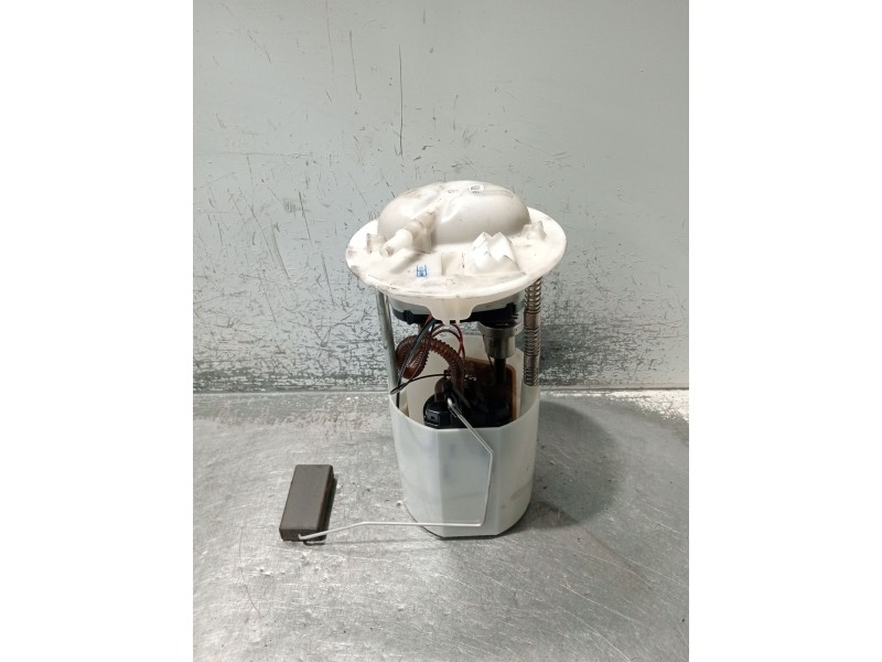 Recambio de bomba combustible para suzuki swift iii (mz, ez) 1.3 (rs 413) referencia OEM IAM 1510062J01 A2C53081397 