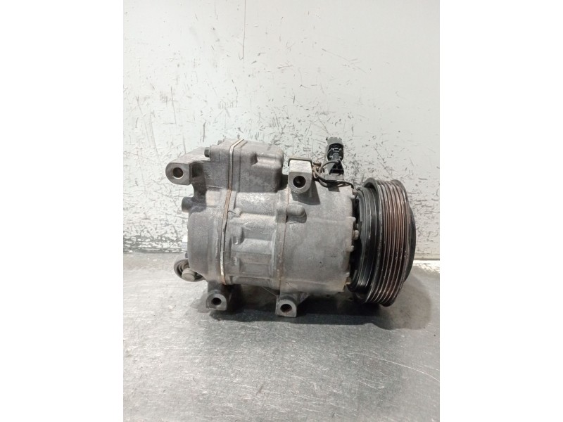 Recambio de compresor aire acondicionado para hyundai i30 classic referencia OEM IAM F500AN8AA01  