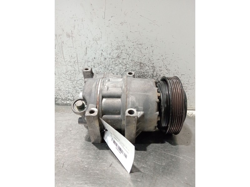Recambio de compresor aire acondicionado para hyundai i30 classic referencia OEM IAM F500AN8AA01  