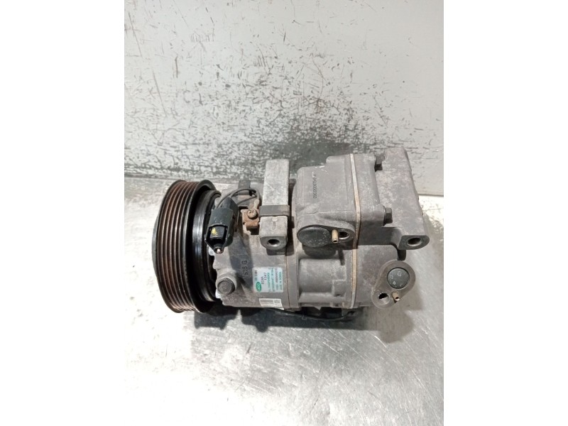 Recambio de compresor aire acondicionado para hyundai i30 classic referencia OEM IAM F500AN8AA01  