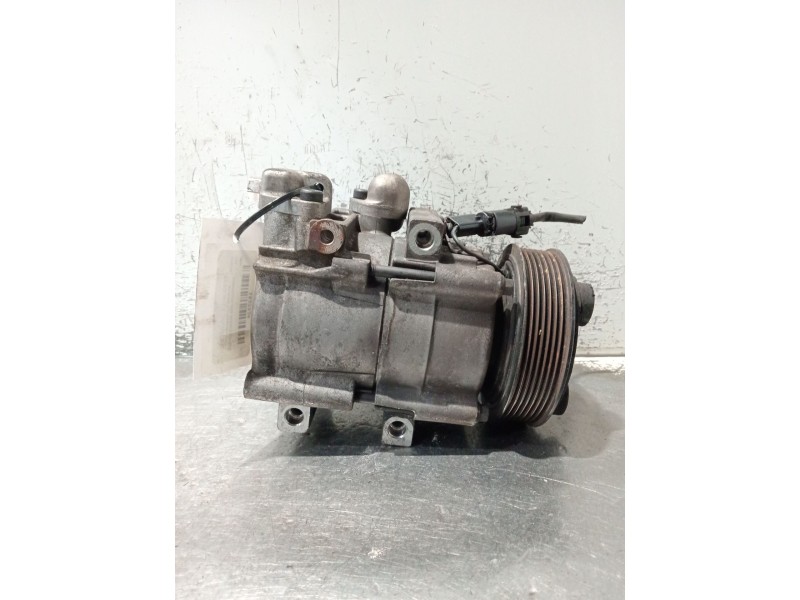 Recambio de compresor aire acondicionado para hyundai h-1 furgoneta (a1) 2.5 crdi referencia OEM IAM 977014A900  