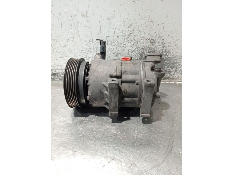 Recambio de compresor aire acondicionado para kia cee´d sw (ed) 2.0 crdi 140 referencia OEM IAM F500AP6DA05  