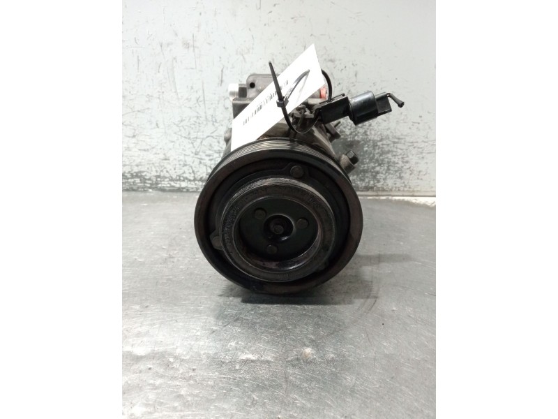 Recambio de compresor aire acondicionado para kia cee´d sw (ed) 2.0 crdi 140 referencia OEM IAM F500AP6DA05  