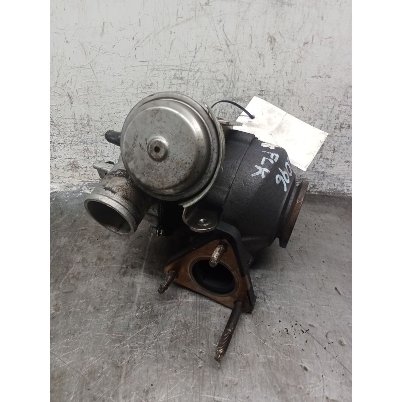 Recambio de turbocompresor para renault megane ii sedán (lm0/1_) 1.9 dci referencia OEM IAM GTA1546LV H8200575462 
