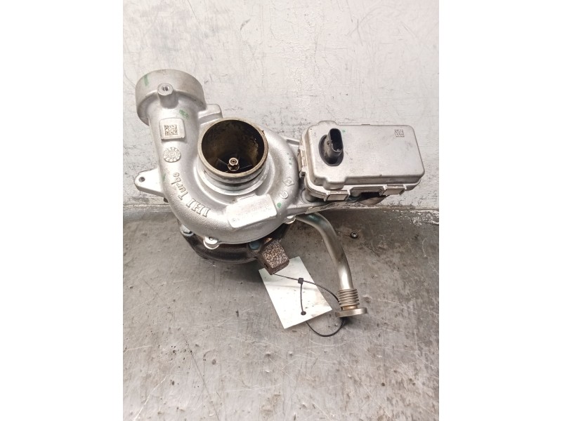 Recambio de turbocompresor para infiniti q30 2.2 d referencia OEM IAM A6510900886  