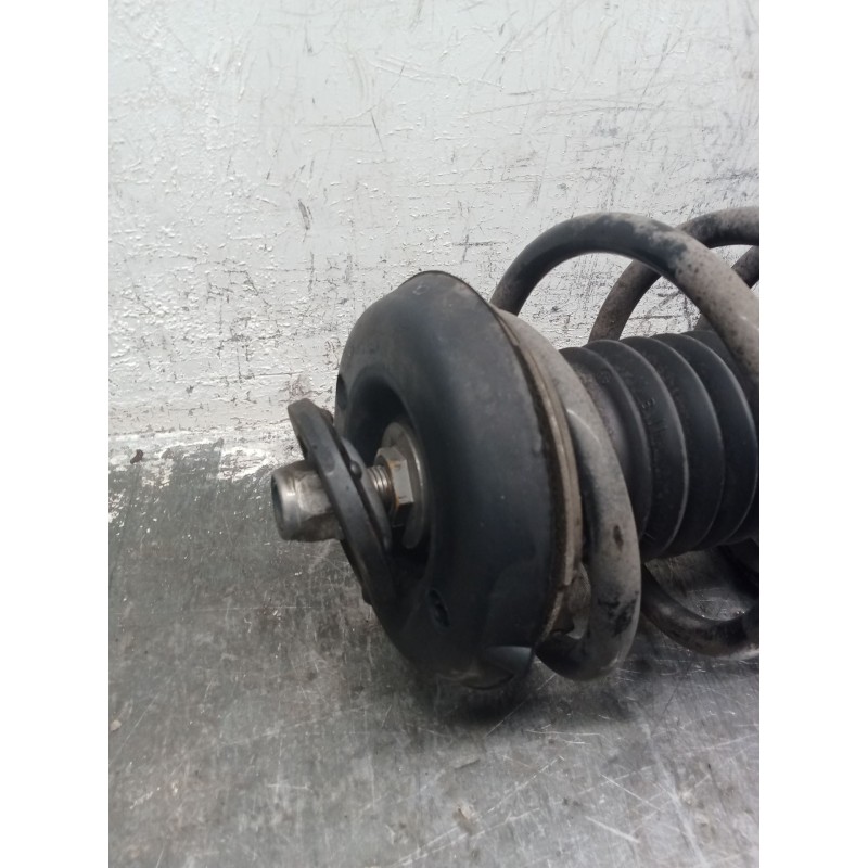Recambio de amortiguador delantero derecho para citroën c4 ii (nc_) 1.6 bluehdi 100 referencia OEM IAM   