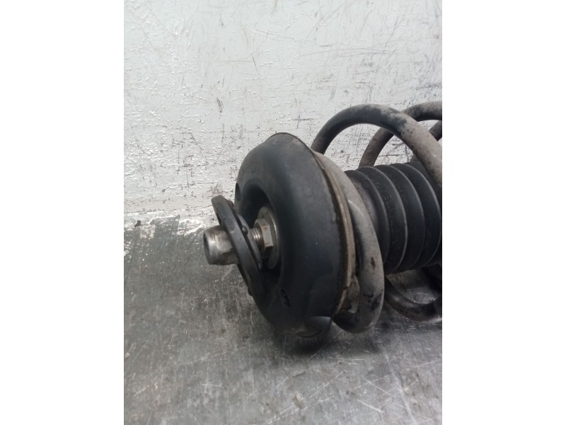 Recambio de amortiguador delantero derecho para citroën c4 ii (nc_) 1.6 bluehdi 100 referencia OEM IAM   