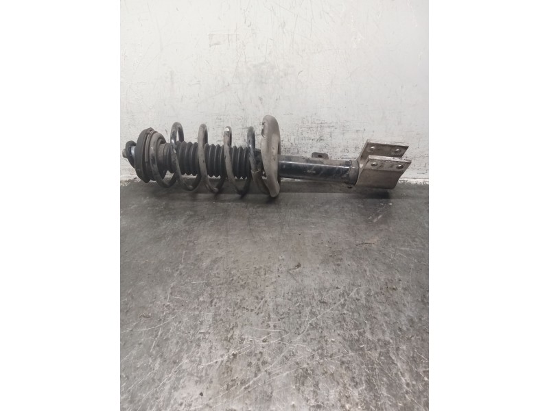 Recambio de amortiguador delantero izquierdo para citroën c4 ii (nc_) 1.6 bluehdi 100 referencia OEM IAM   