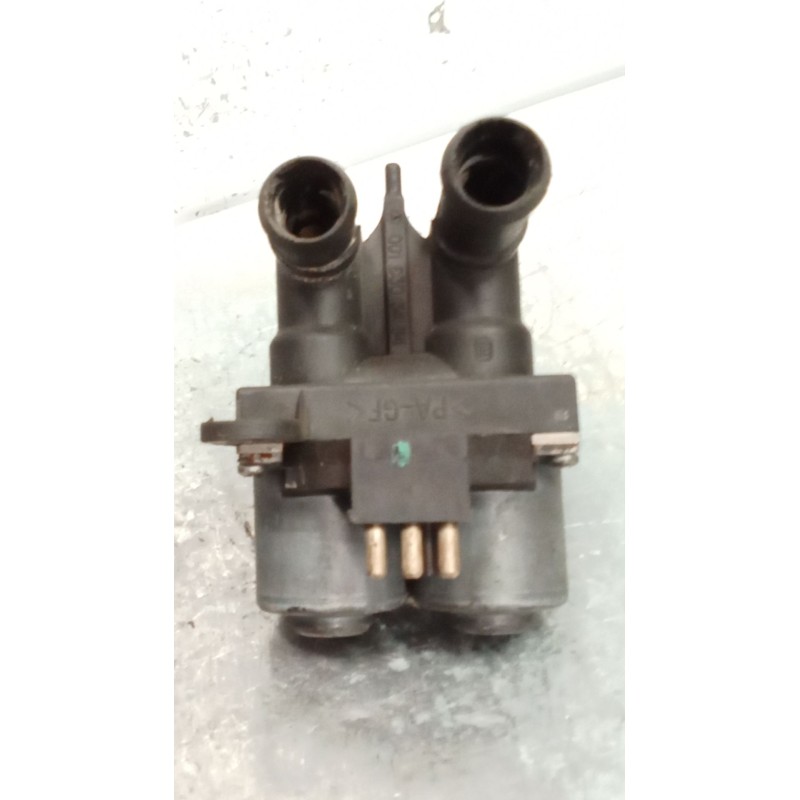 Recambio de valvula intercambio de calefaccion para mercedes-benz clase c (w202) berlina 2.5 diesel cat referencia OEM IAM 00183