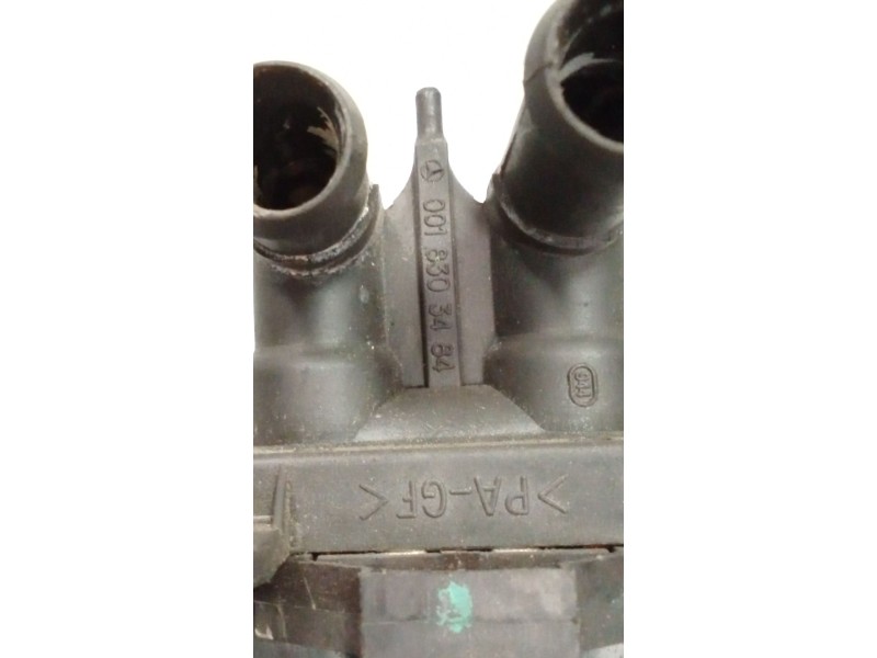 Recambio de valvula intercambio de calefaccion para mercedes-benz clase c (w202) berlina 2.5 diesel cat referencia OEM IAM 00183