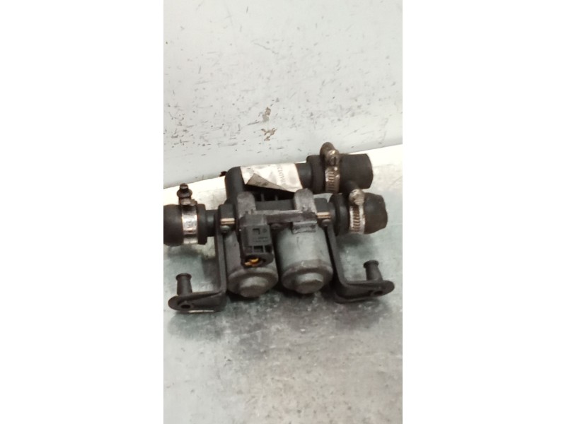 Recambio de valvula intercambio de calefaccion para bmw serie 5 berlina (e39) 2.2 24v cat referencia OEM IAM 6411690665203   Recambio de valvula intercambio de calefaccion para bmw serie 5 berlina (e39) 2.2 24v cat referencia OEM IAM 6411690665203