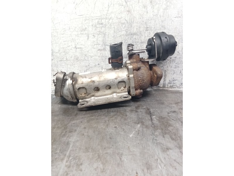 Recambio de enfriador egr para renault megane ii coupé-cabriolet (em0/1_) 2.0 dci referencia OEM IAM 880255X 8200611709 VALEO