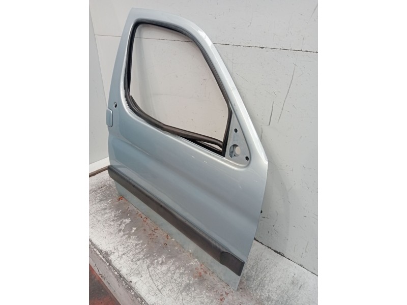 Recambio de puerta delantera derecha para peugeot partner monospace (5_, g_) 2.0 hdi referencia OEM IAM  5P 