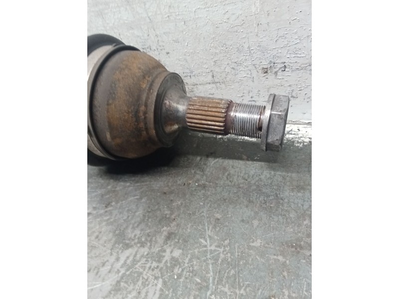 Recambio de transmision delantera derecha para citroën c4 ii (nc_) 1.6 bluehdi 100 referencia OEM IAM 9684134880  