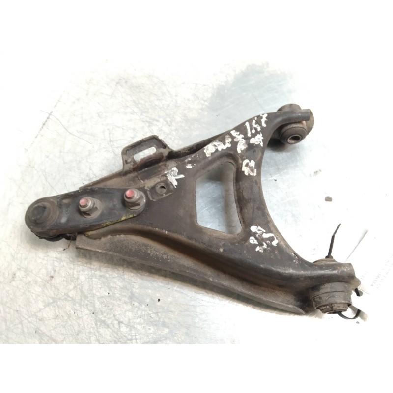 Recambio de brazo suspension inferior delantero izquierdo para renault rapid/express (f40) 1.6 diesel referencia OEM IAM   