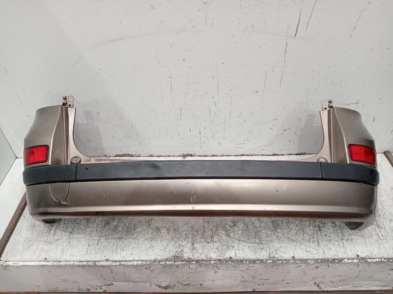 Recambio de paragolpes trasero para renault clio grandtour dynamique referencia OEM IAM   