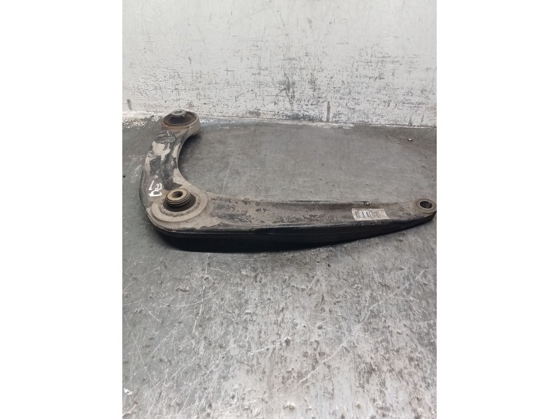 Recambio de brazo suspension inferior delantero derecho para citroën c4 ii (nc_) 1.6 bluehdi 100 referencia OEM IAM 7BTGM1  