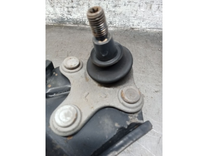 Recambio de brazo suspension superior delantero izquierdo para volkswagen golf v berlina (1k1) gt sport referencia OEM IAM   