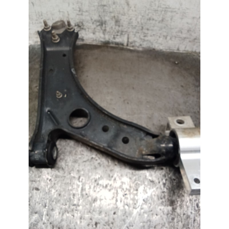 Recambio de brazo suspension superior delantero izquierdo para volkswagen golf v berlina (1k1) gt sport referencia OEM IAM   