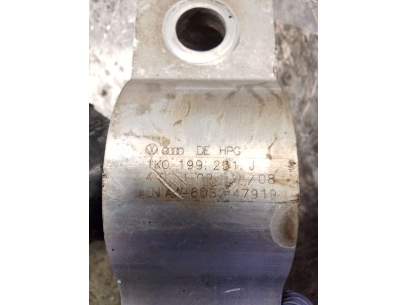 Recambio de brazo suspension superior delantero izquierdo para volkswagen golf v berlina (1k1) gt sport referencia OEM IAM   