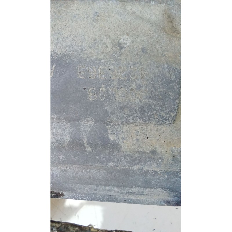 Recambio de caja cambios para peugeot 205 ii (20a/c) 1.8 diesel referencia OEM IAM 20CL08 5v 4226363B