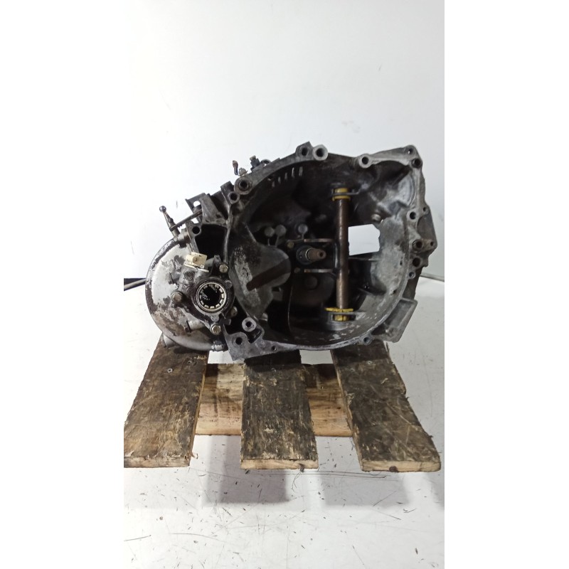 Recambio de caja cambios para peugeot 205 ii (20a/c) 1.8 diesel referencia OEM IAM 20CL08 5v 4226363B