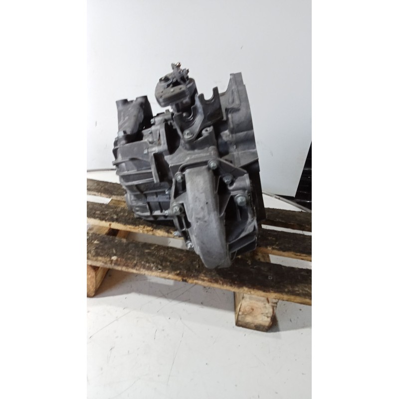 Recambio de caja cambios para opel astra j sedán 1.6 cdti (69) referencia OEM IAM M32MDE 6v 3350 ND