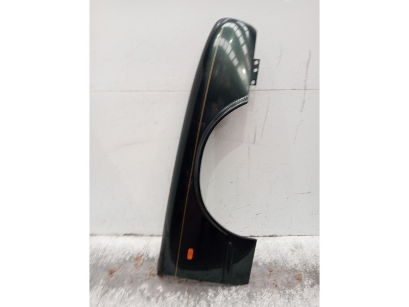 Recambio de aleta delantera derecha para jaguar xj 3.2 executive referencia OEM IAM   