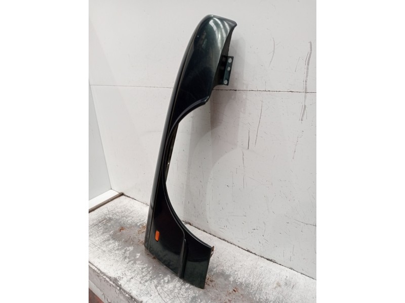 Recambio de aleta delantera derecha para jaguar xj 3.2 executive referencia OEM IAM   