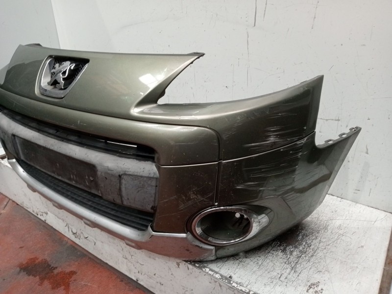 Recambio de paragolpes delantero para peugeot partner tepee 1.6 hdi referencia OEM IAM   