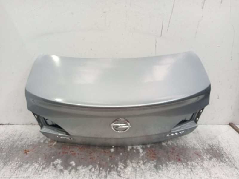 Recambio de tapa maletero para opel astra j sedán 1.6 cdti (69) referencia OEM IAM  4P 