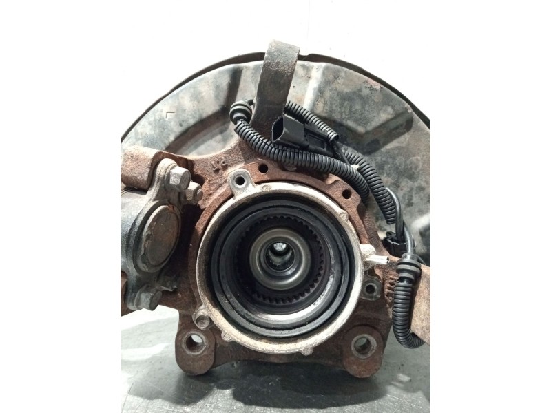 Recambio de mangueta delantera izquierda para ssangyong kyron 2.0 xdi 4x4 referencia OEM IAM   