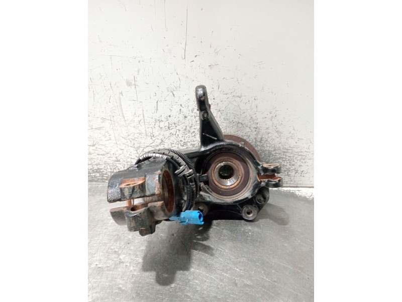 Recambio de mangueta delantera derecha para citroën c3 referencia OEM IAM   