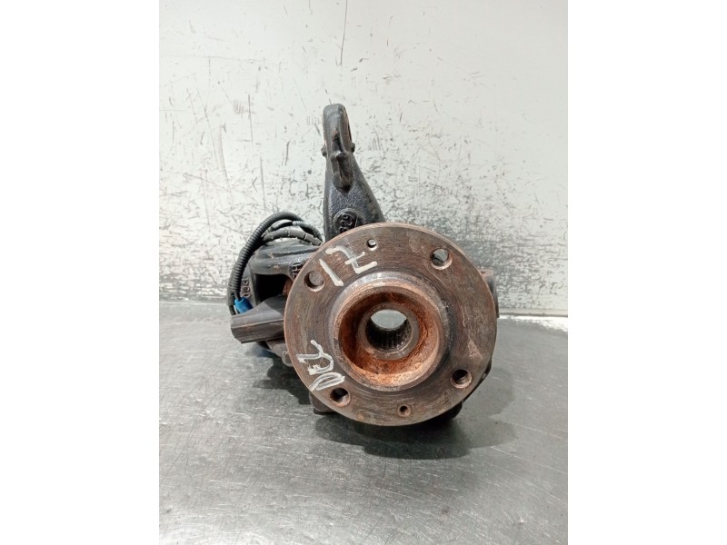 Recambio de mangueta delantera izquierda para citroën c3 referencia OEM IAM   