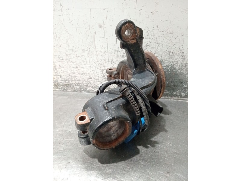 Recambio de mangueta delantera izquierda para citroën c3 referencia OEM IAM   