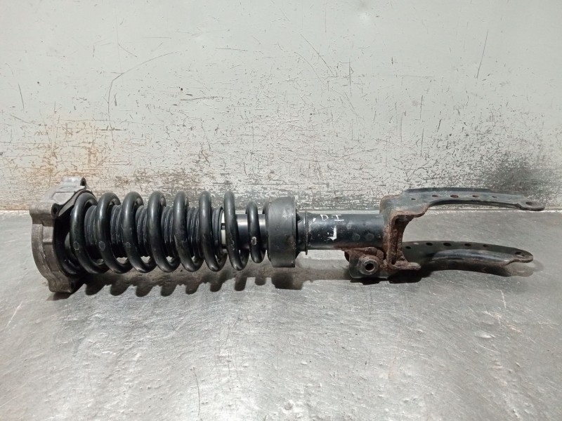 Recambio de amortiguador delantero izquierdo para volkswagen touareg (7la) tdi v6 referencia OEM IAM 7L6412021  