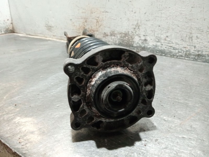 Recambio de amortiguador delantero derecho para volkswagen touareg (7la) tdi v6 referencia OEM IAM 7L6412022  