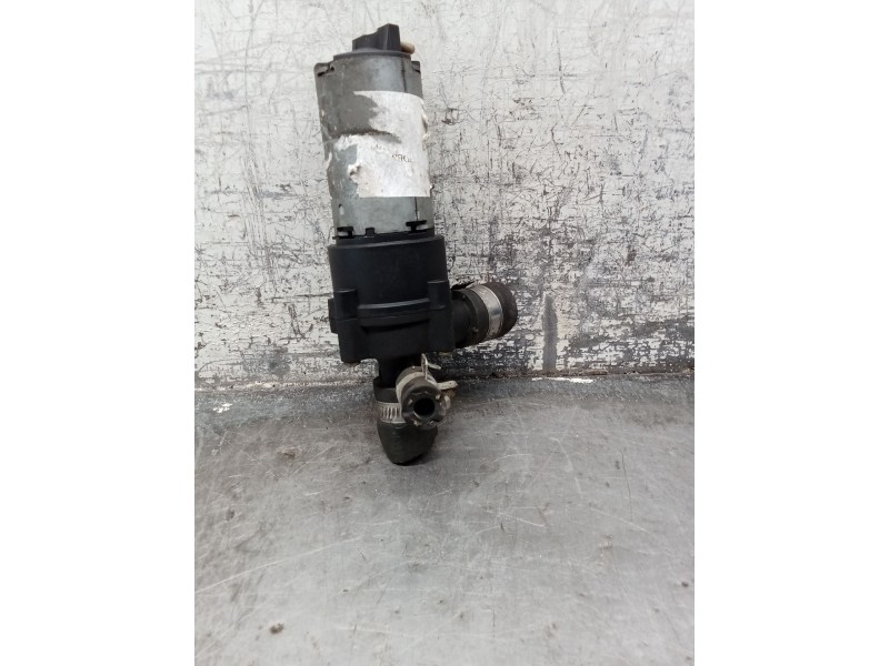 Recambio de valvula intercambio de calefaccion para mercedes-benz clase e (w210) berlina diesel 3.0 turbodiesel cat referencia O Recambio de valvula intercambio de calefaccion para mercedes-benz clase e (w210) berlina diesel 3.0 turbodiesel cat referencia O